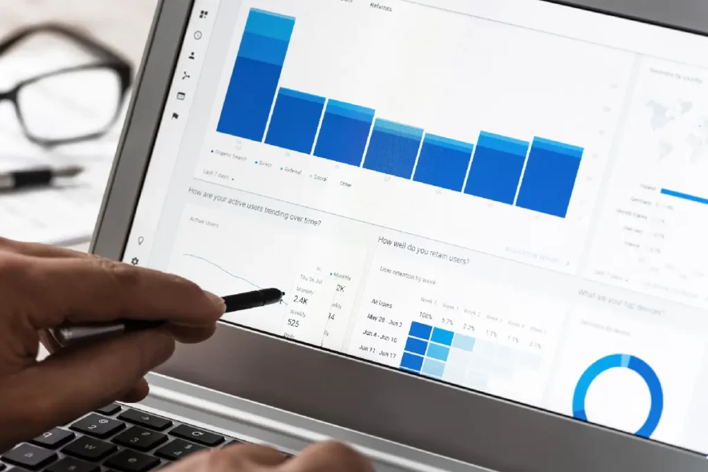 Tu empresa en redes: estrategias de crecimiento de audiencia y análisis de métricas avanzadas